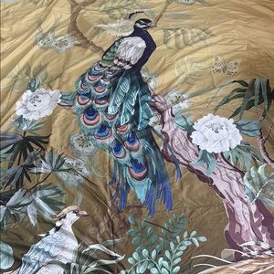 King size spread , or Peacock Tapestry in Blue and Green. Never been used.